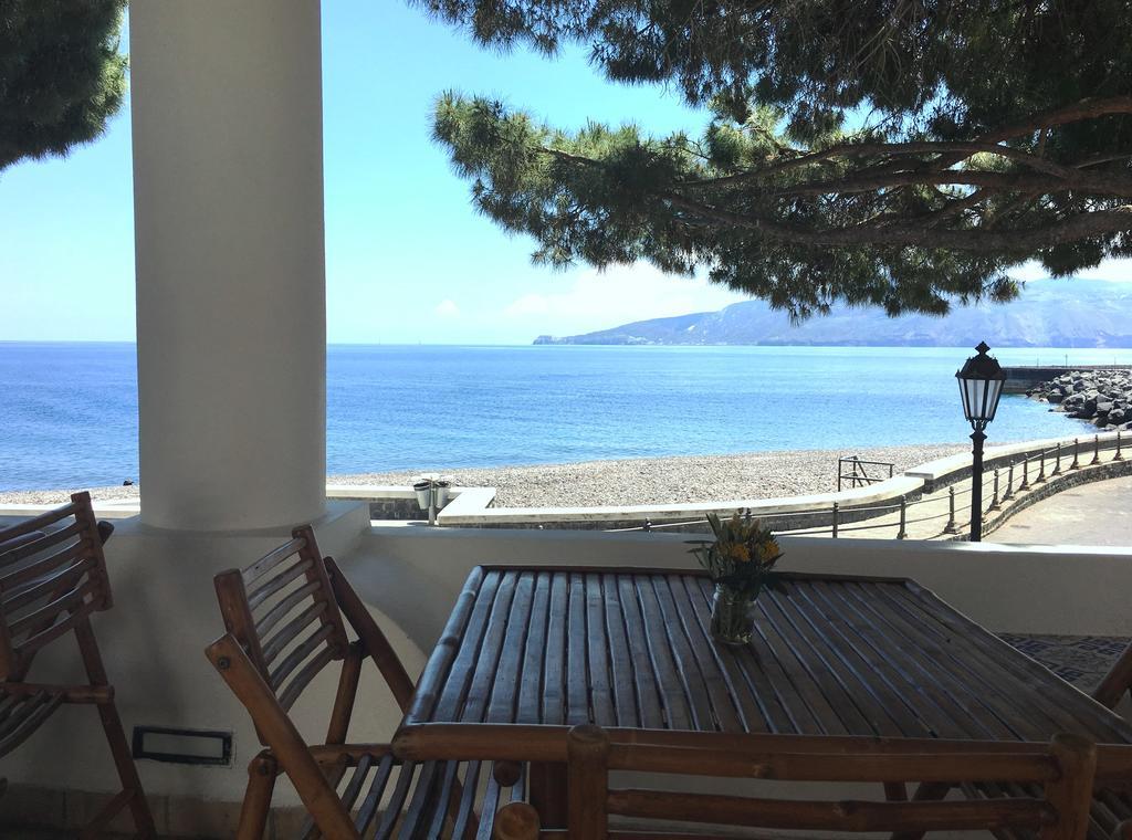 Hotel Mercanti Di Mare サンタ・マリーナ・サリーナ エクステリア 写真
